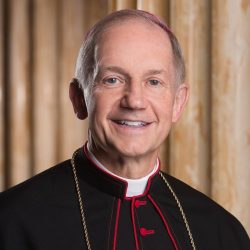 “Outra seita protestante”? Bispo americano eleva o tom contra a FSSPX e expõe o tamanho da ruptura 2 Foto: Bishop Thomas John Paprocki/ Facebook