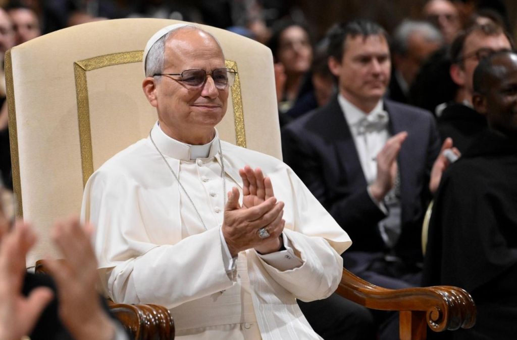 “A beleza nos ajuda a nos aproximarmos de Deus”, assegura Papa Leão XIV 2 A beleza nos ajuda a nos aproximarmos de Deus assegura Papa Leao XIV 1