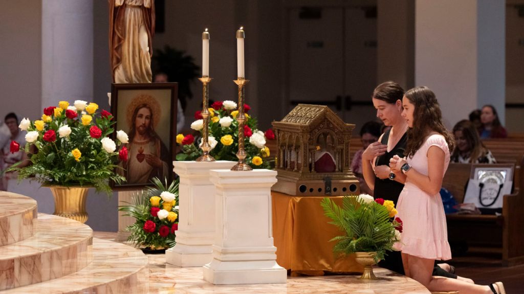 Estados Unidos recebem peregrinação das relíquias de Santa Margarida Maria Alacoque 2 Estados Unidos recebem peregrinacao de reliquias de Santa Margarida Maria Alacoque 1