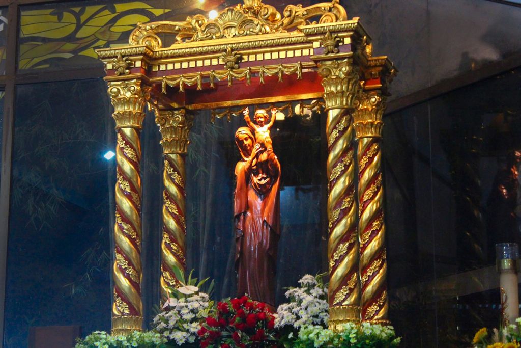Filipinas: Vaticano aprova coroação pontifícia da imagem de Maria, Mãe da Paz 2 Filipinas Vaticano aprova coroacao pontificia de imagem de Maria Mae da Paz