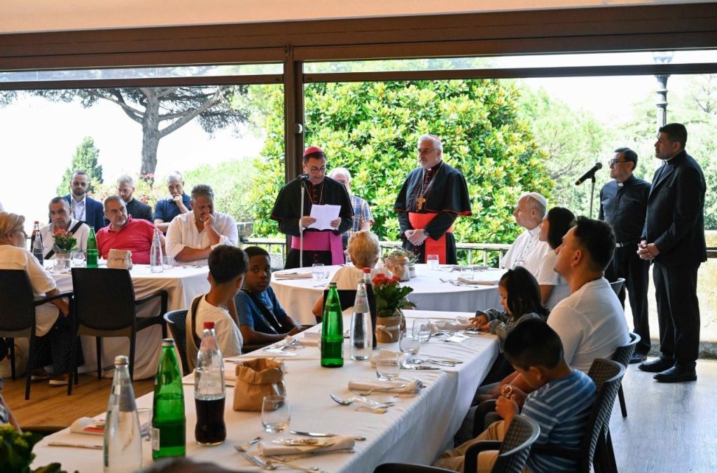 Papa Leão XIV almoçará com pessoas carentes da Diocese de Roma 3 Papa Leao XIV almocara com pessoas carentes da Diocese de Roma 3