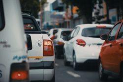 Os dez mandamentos do motorista cristão brasileiro 2 Foto: Ezequiel Garrido/ Unsplash