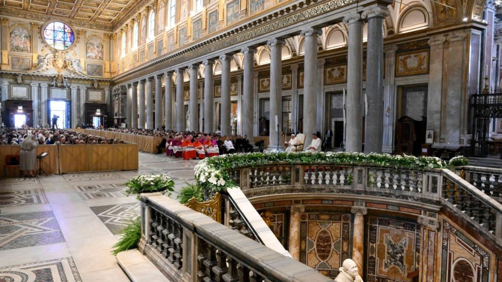 Roma celebra Nossa Senhora das Neves com Missa Solene e tradicional "Nevada" 3 Roma celebra Nossa Senhora das Neves com Missa Solene e tradicional Nevada 2