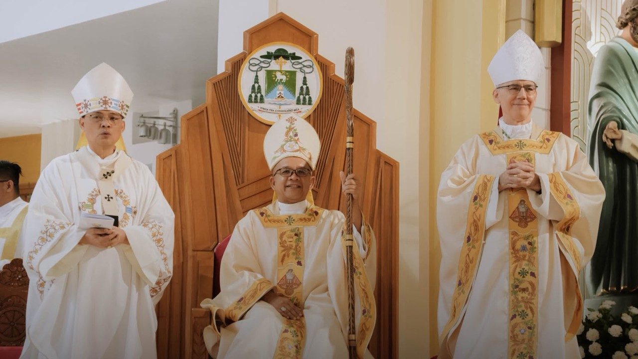 Vicariato Apostólico de Calapan se torna a 60ª Diocese das Filipinas 3 Vicariato Apostolico de Calapan se torna a 60a Diocese das Filipinas 2
