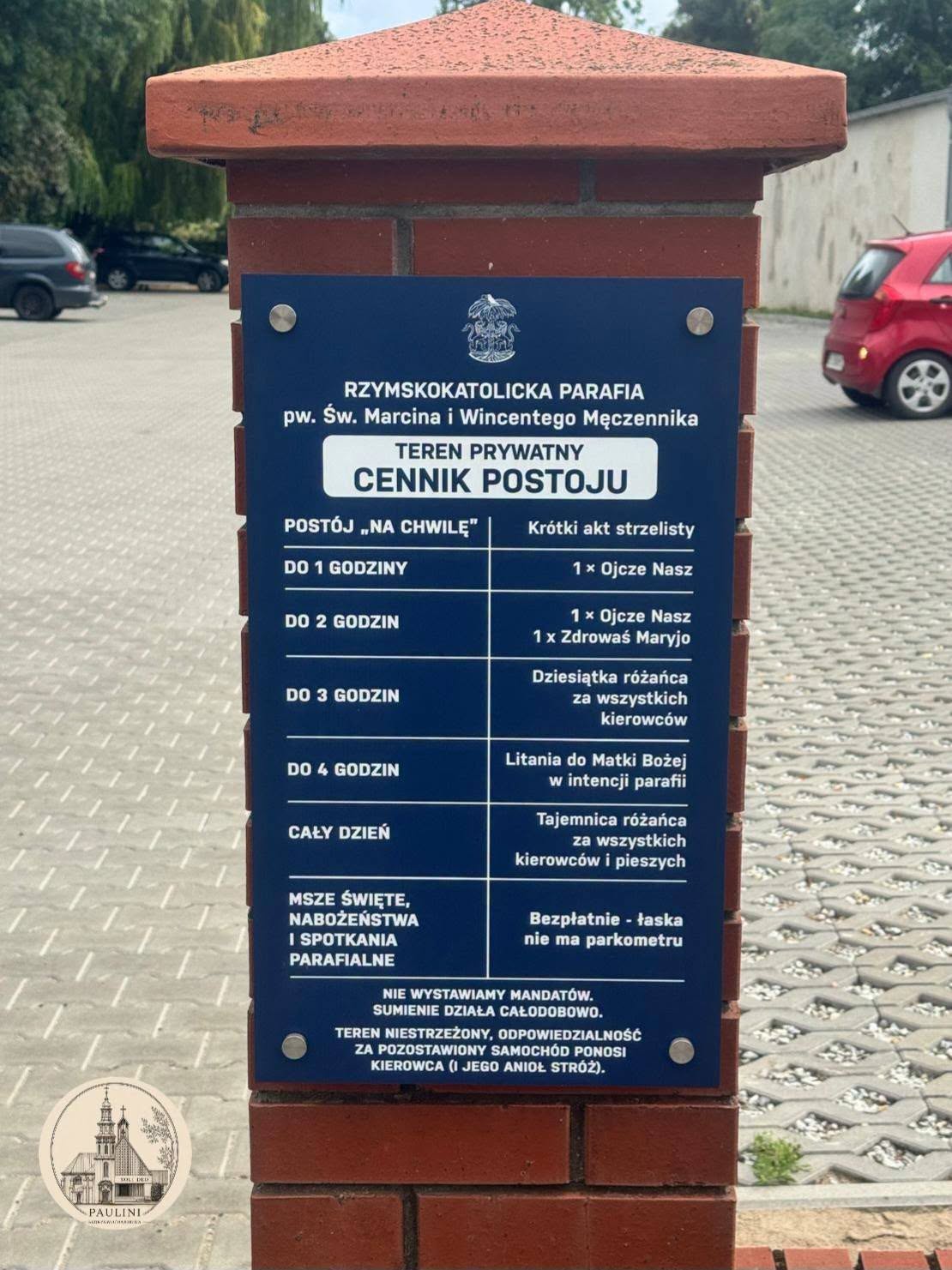 Paróquia polonesa utiliza orações como forma de cobrar estacionamento 3 Paroquia polonesa utiliza oracoes como forma de cobrar estacionamento 1