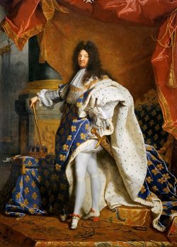 Luís XIV irradiava respeitabilidade 2 Portrait of Louis XIV of France in Coronation Robes by Hyacinthe Rigaud Louvre Museum