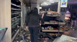 Bispos franceses pedem fim da violência após fim de semana de distúrbios e saques 3 Foto: Je Bosse en Grande Distribution/ Facebook