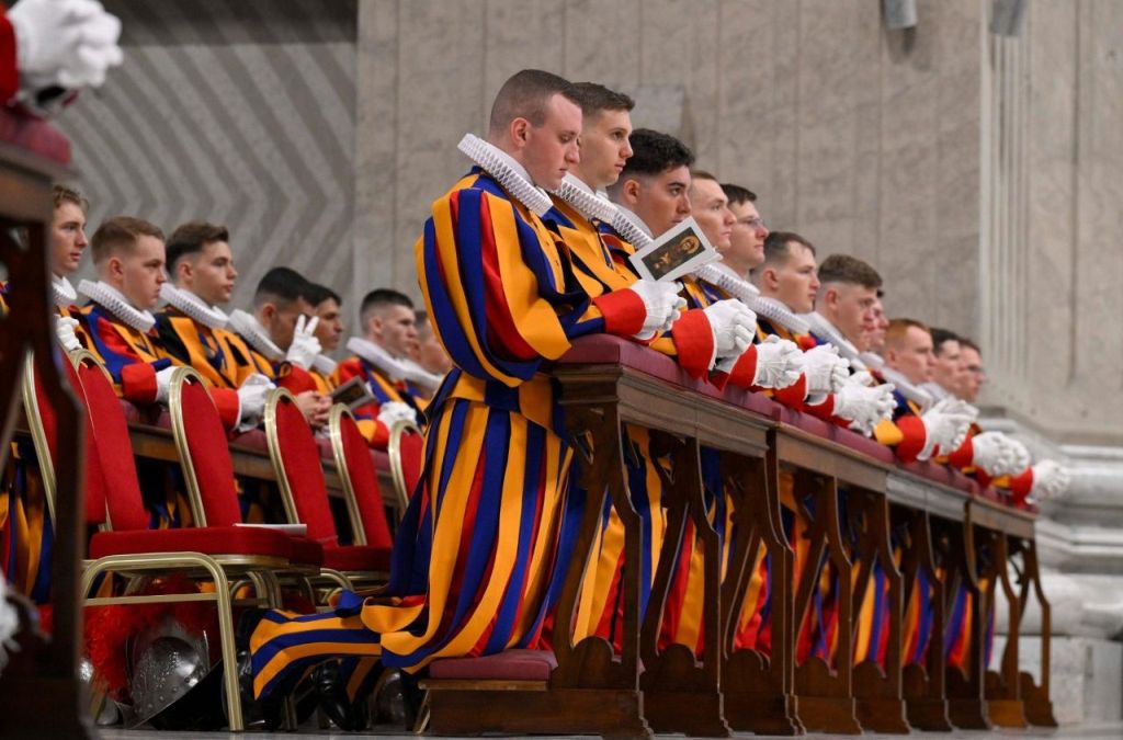 Guarda Suíça Pontifícia celebra 500 anos de ato heroico em defesa do Papa 2 Guarda Suica Pontificia celebra 500 anos de ato heroico em defesa do Papa