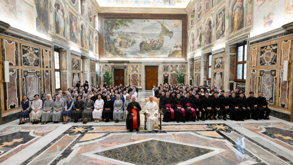 Leão XIV aos consagrados coreanos em Roma: “Sejam testemunhas de esperança e artesãos da paz” 4 Leao XIV aos consagrados coreanos em Roma Sejam testemunhas de esperanca e artesaos da paz 2